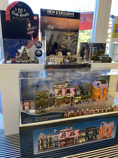 Toy Store «The LEGO Store», reviews and photos, 1585 Disneyland Dr, Anaheim, CA 92802, USA