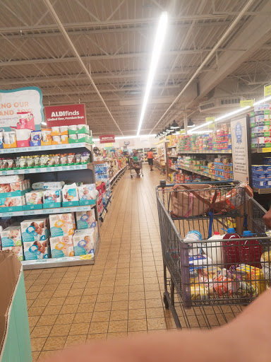 Supermarket «ALDI», reviews and photos, 62 Chase Ave, Waterbury, CT 06704, USA