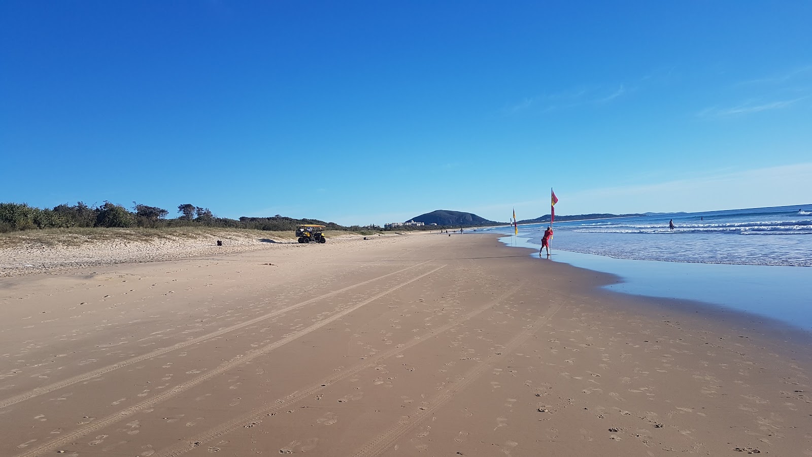 Foto von Yaroomba Beach mit lange, gerade küste