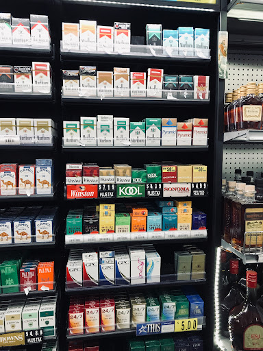 Liquor Store «Lucky Market Liquor, Beer, Wine», reviews and photos, 16401 N Cave Creek Rd, Phoenix, AZ 85032, USA