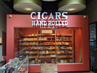 Airport cigars and smoke shop