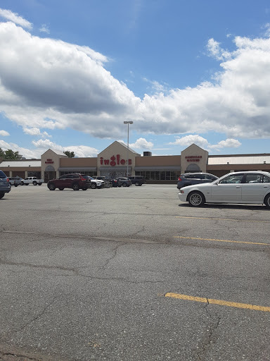 Supermarket «Ingles Market», reviews and photos, 2342 E Andrew Johnson Hwy, Morristown, TN 37814, USA