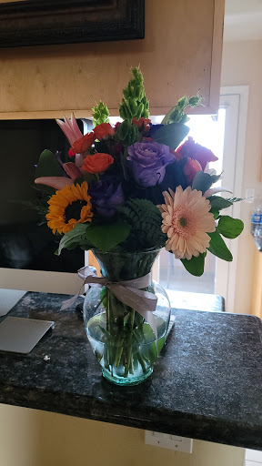 Florist «Daisy Flowers», reviews and photos, 626 Cherry Ave, Long Beach, CA 90802, USA