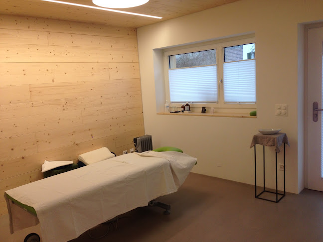Praxis für Medizinische Massage Andreas Knecht, Geerenstrasse 10, 8604 Volketswil, Schweiz