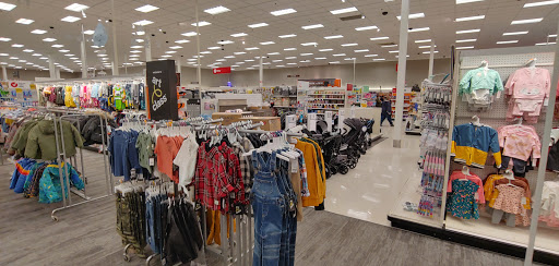 Department Store «Target», reviews and photos, 3800 Lexington Ave N, Shoreview, MN 55126, USA