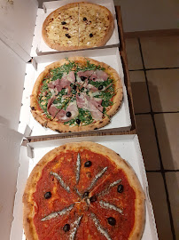 Plats et boissons du Pizzas à emporter Zé pizza à Eyguières - n°7