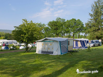 Camping Le Val aux Fées - Brocéliande à Concoret