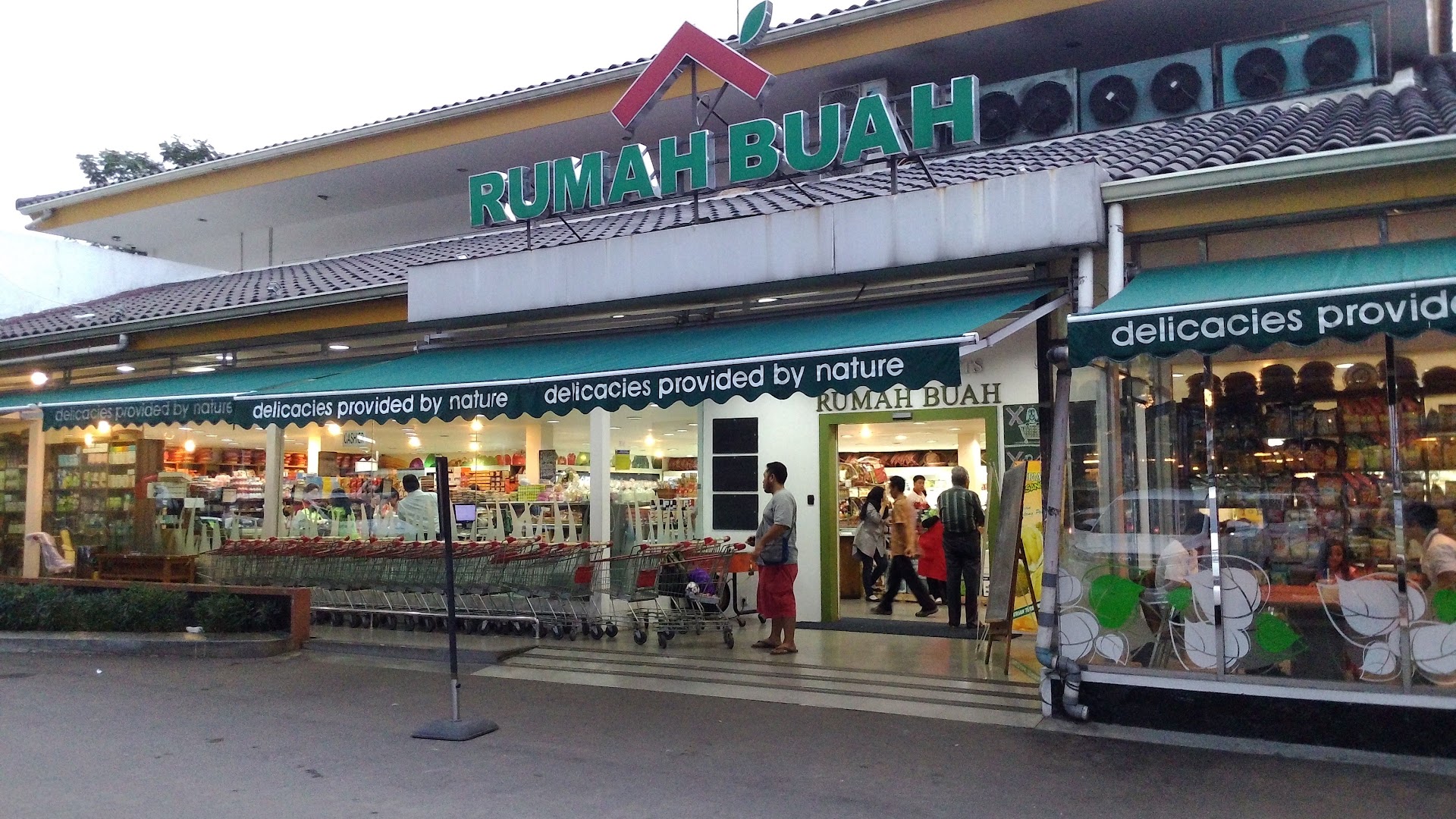 Gambar Rumah Buah Alam Sutera