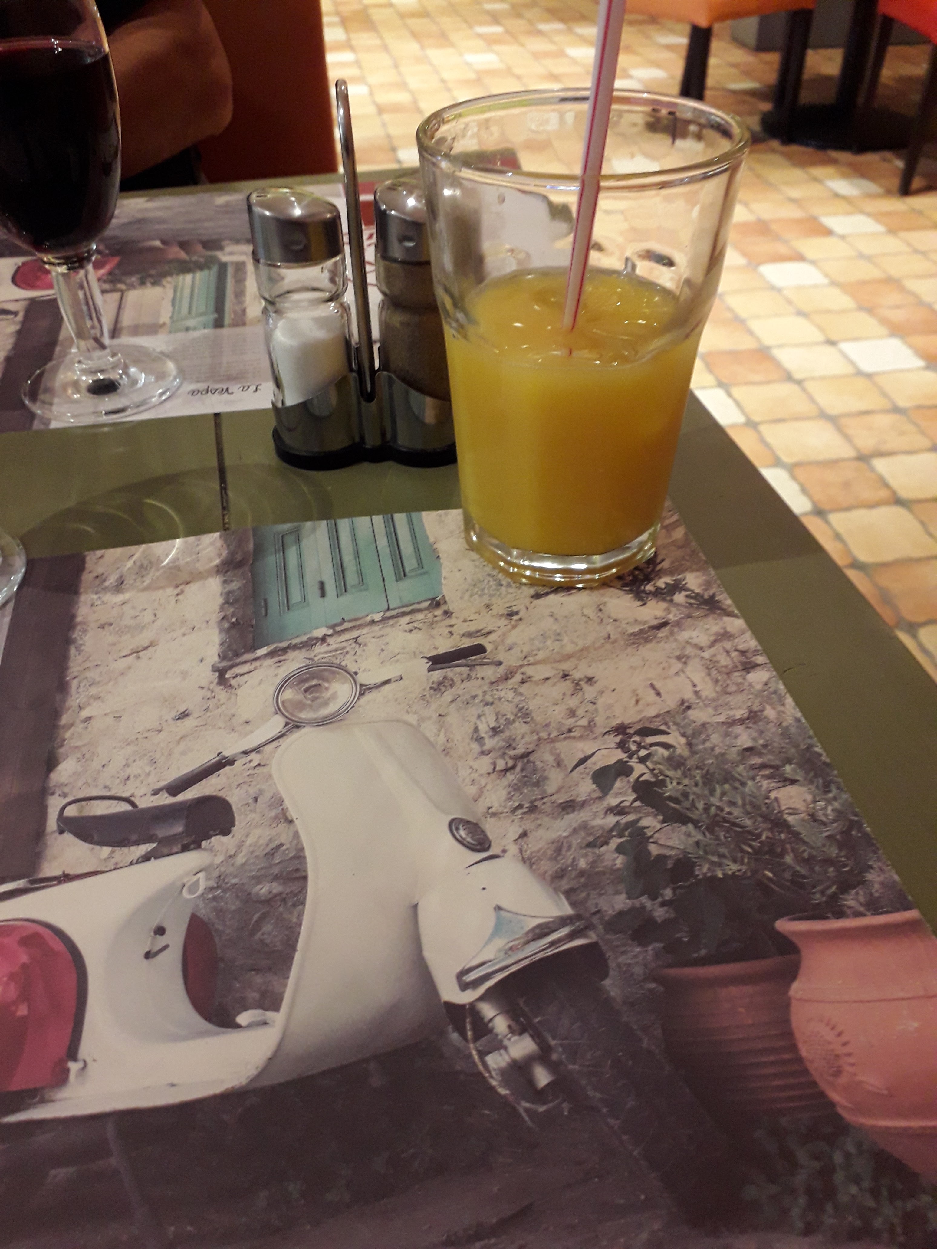 Photo n° 4 de l'avis de Eugène.o fait le 06/07/2018 à 19:34