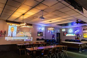 Maximus | Restaurant & Sports Bar image