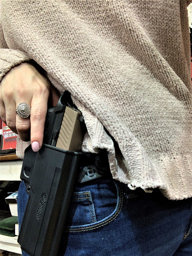 Pawn Shop «Bayou Pawn & Jewelry», reviews and photos, 821 N Morrison Blvd, Hammond, LA 70401, USA