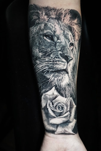 Tattoo Shop «Orange County Tattoo Shop | Illuminati Tattoo», reviews and photos, 165 N Raymond Ave, Fullerton, CA 92831, USA