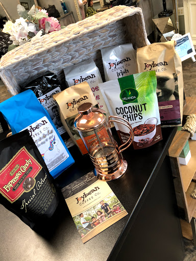 Hair Salon «Mirrors Salon and Boutique», reviews and photos, 800 Battlefield Blvd S #103, Chesapeake, VA 23322, USA