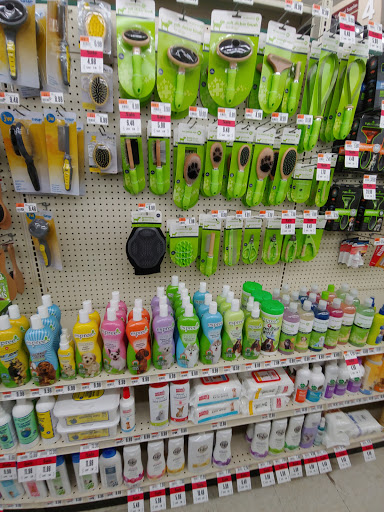 Pet Supply Store «Pet Supplies Plus», reviews and photos, 18610 W Bluemound Rd, Brookfield, WI 53045, USA