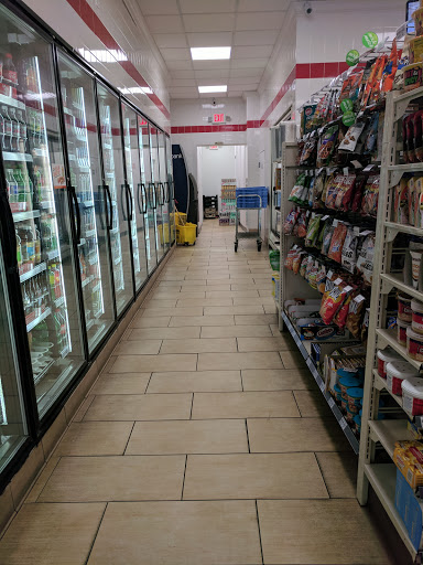 Convenience Store «7-Eleven», reviews and photos, 318 S State St, Ann Arbor, MI 48104, USA