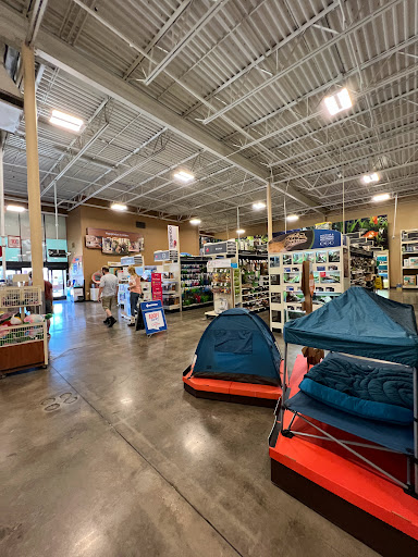 Pet Supply Store «PetSmart», reviews and photos, 10500 Ulmerton Rd, Largo, FL 33771, USA