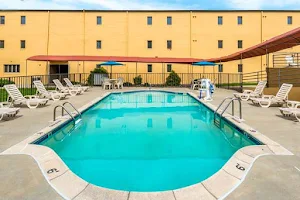 Days Inn by Wyndham Vineland image