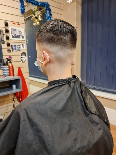 Lui's Gents Hairdressers - Barber shop