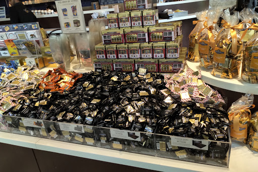 Chocolate Shop «Ghirardelli Chocolate», reviews and photos, 2 New Montgomery St, San Francisco, CA 94105, USA