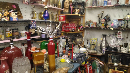 Craft Store «Countryside Craft Mall», reviews and photos, 40700 Van Dyke Ave, Sterling Heights, MI 48313, USA