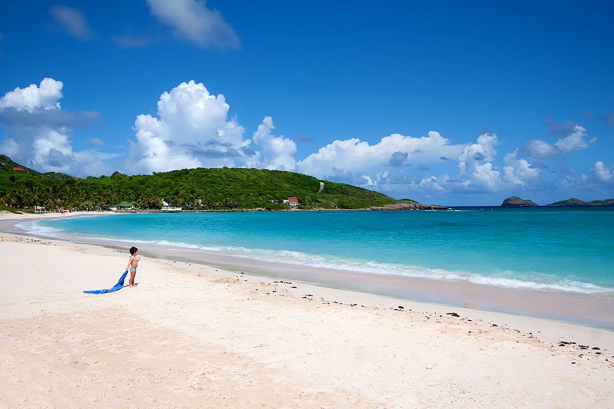Saint-Jean beach的照片 带有碧绿色纯水表面