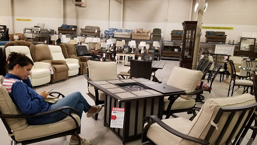 Furniture Store «Value City Furniture», reviews and photos, 45 6th St, East Brunswick, NJ 08816, USA