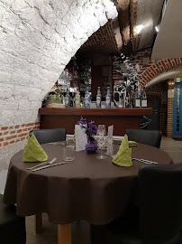 Atmosphère du Restaurant La Cave des Saveurs à Arras - n°1