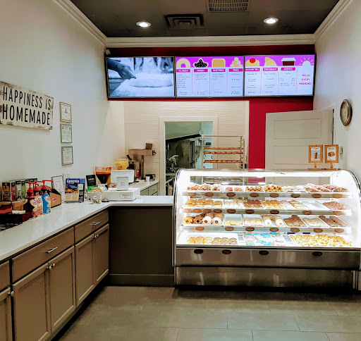 Donut Shop «Sarah Donuts», reviews and photos, 7110 McGinnis Ferry Rd c, Suwanee, GA 30024, USA