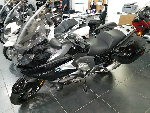 BMW Motorcycle Dealer «BMW Motorcycles of Burbank», reviews and photos, 2913 N Ontario St, Burbank, CA 91504, USA