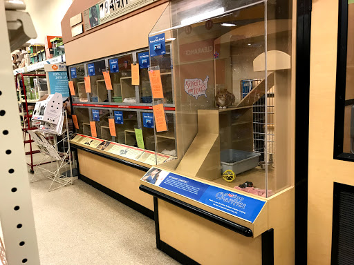 Pet Supply Store «PetSmart», reviews and photos, 400 Universal Dr N, North Haven, CT 06473, USA
