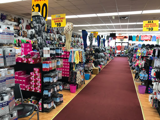 Shoe Store «Lizzys Shoes», reviews and photos, 4930 Schaefer Rd, Dearborn, MI 48126, USA