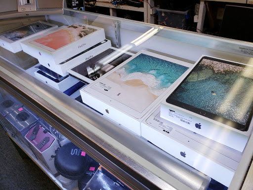 Pawn Shop «Woodbridge Gold & Pawn», reviews and photos, 13572 Jefferson Davis Hwy, Woodbridge, VA 22191, USA