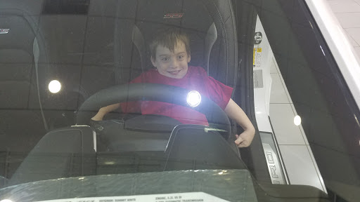 Chevrolet Dealer «Ed Bozarth #1 Park Meadows Chevrolet», reviews and photos, 8351 Parkway Dr, Lone Tree, CO 80124, USA