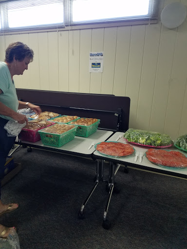 Supermarket «Memorial Beach Market», reviews and photos, 28 Healdsburg Ave, Healdsburg, CA 95448, USA