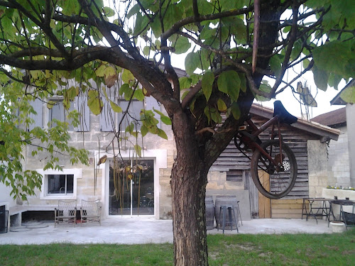 hôtels Au Vélo Dans L'arbre Saint-Sulpice-de-Faleyrens