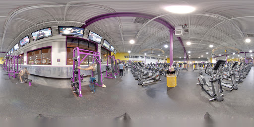 Gym «Planet Fitness», reviews and photos, 2300 S Cicero Ave, Cicero, IL 60804, USA