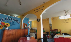 Cafetería y restaurante verde y café