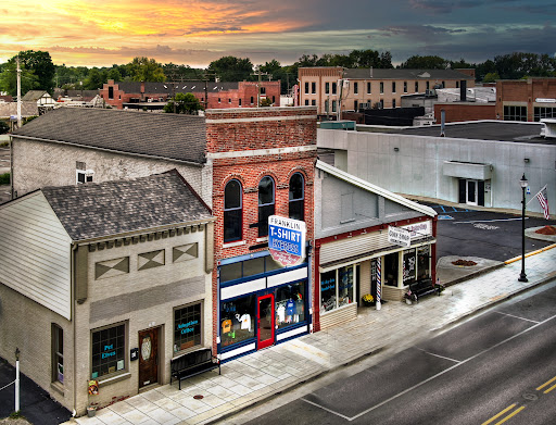 T-Shirt Express, 165 E Jefferson St, Franklin, IN 46131, USA, 