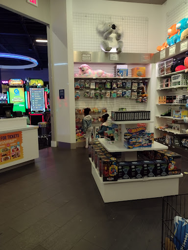 Shopping Mall «River Park Shopping Center», reviews and photos, 71 E Via la Plata, Fresno, CA 93720, USA