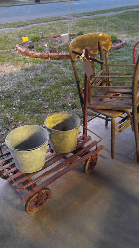 Grocery Store «Troutt Old Time General Store And Market», reviews and photos, 433 N 4th St, Paducah, KY 42001, USA