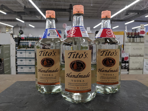 Liquor Store «Lukas Liquors Superstore», reviews and photos, 8457 S Yosemite St, Lone Tree, CO 80124, USA