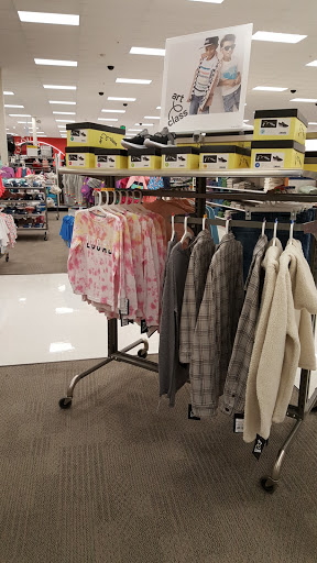Department Store «Target», reviews and photos, 436 Retail Commons Pkwy, Martinsburg, WV 25403, USA