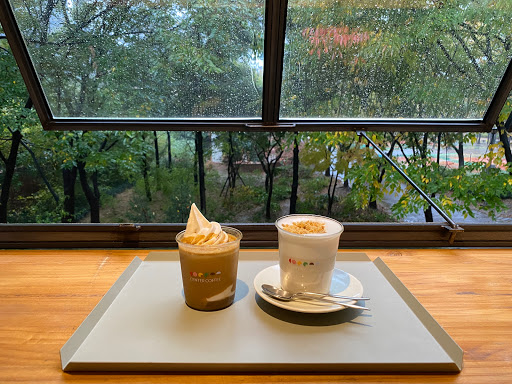 Center Coffee Seoul Forest