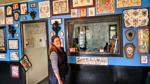 Tattoo Shop «Blue Line Tattoo», reviews and photos, 523 Main St, La Crosse, WI 54601, USA