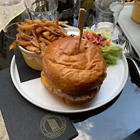 Hamburger végétarien du Restaurant Le Cardinal Vannes - n°2
