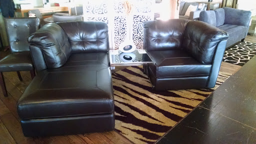 Furniture Store «Costless Warehouse Furniture», reviews and photos, 7859 S 180th St, Kent, WA 98032, USA