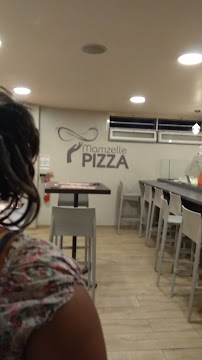 Atmosphère du Restaurant Mam'Zelle Pizza Trois Mares à Le Tampon - n°5
