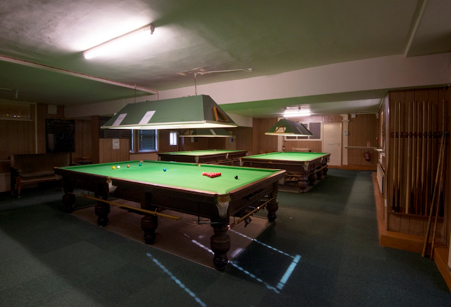 Comments and reviews of Armley Conservative Club