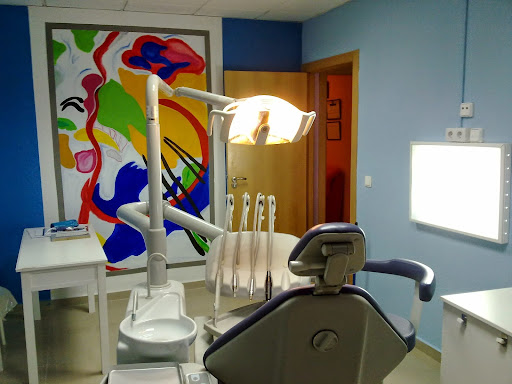 Adriana Mitre Clínica Dental en Valencia