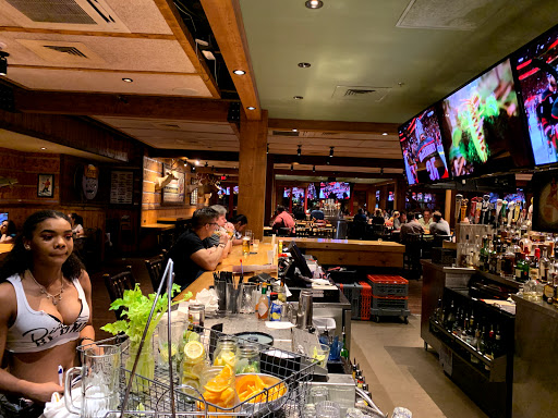 Shopping Mall «Mockingbird Station», reviews and photos, 5307 E Mockingbird Ln, Dallas, TX 75206, USA